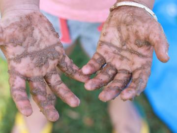 The Dirt on Outdoor Play